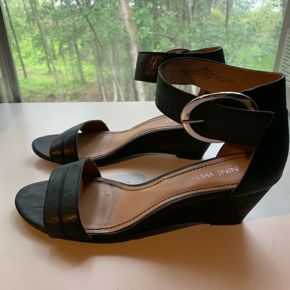 🍁Nine West leather sandals